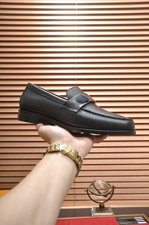 Picture of Louis Vuitton Shoes _SKULVsz38-45hnh021213961